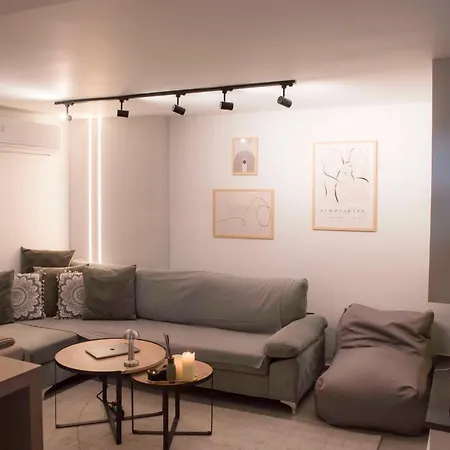 Deluxe One Apartment Athens