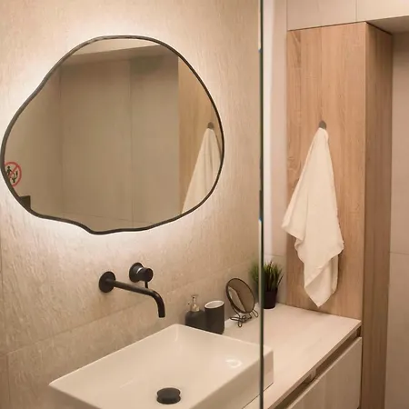Apartment Deluxe One